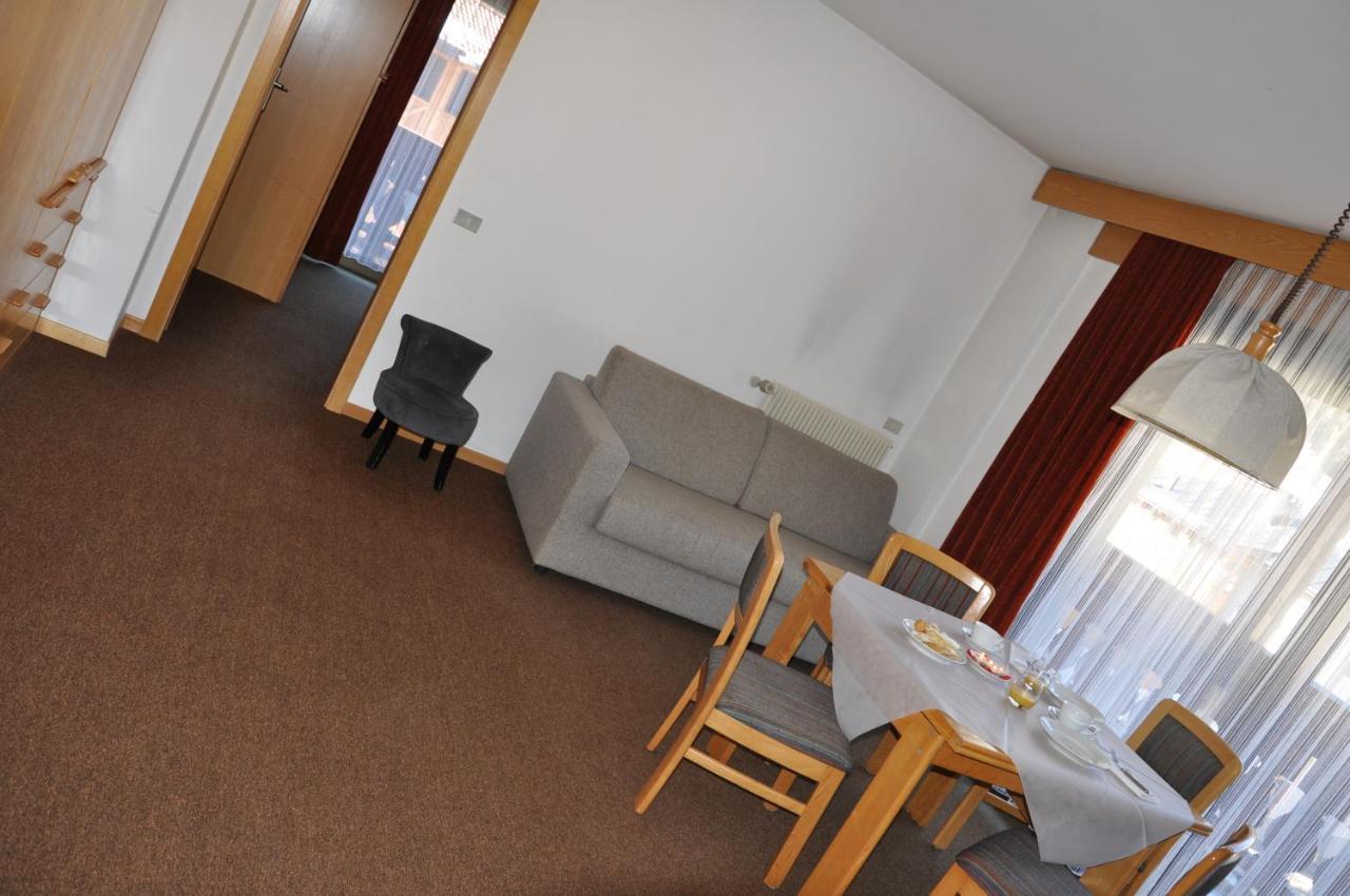 Residence Anda Pozza di Fassa Kültér fotó