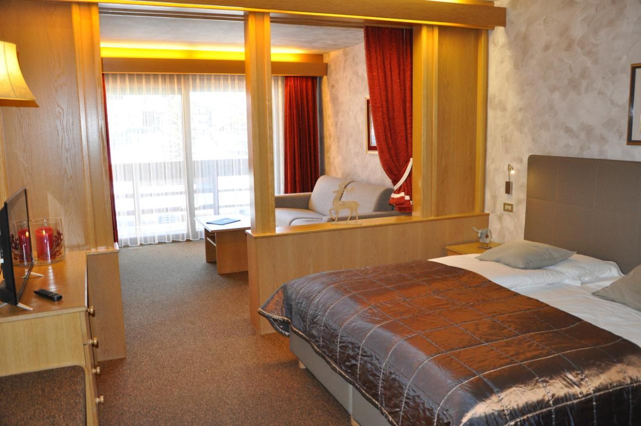 Residence Anda Pozza di Fassa Kültér fotó