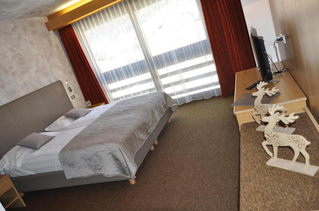 Residence Anda Pozza di Fassa Kültér fotó